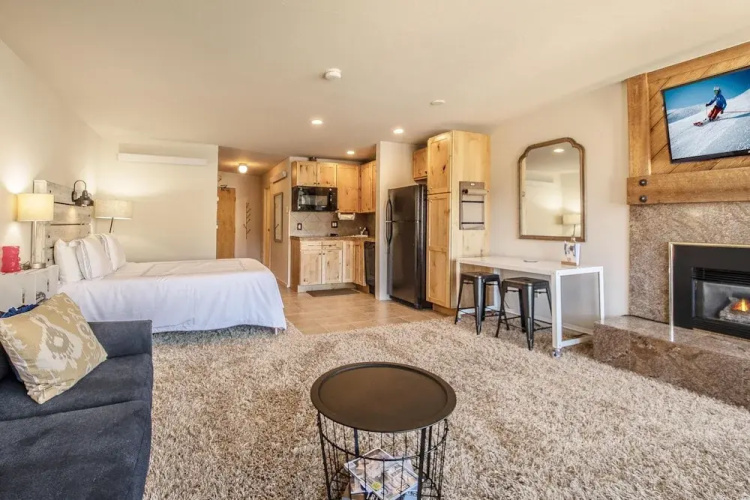 Edgewater 1436
