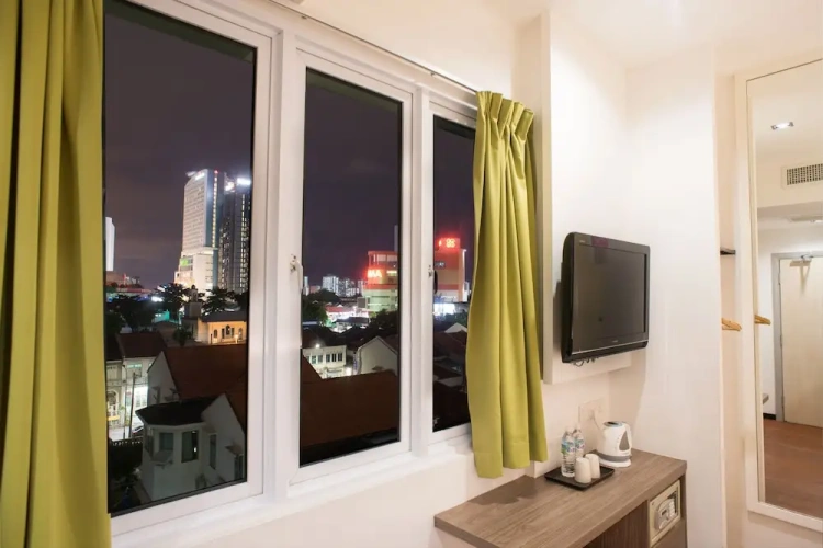 Standard Quadruple Family room with city view