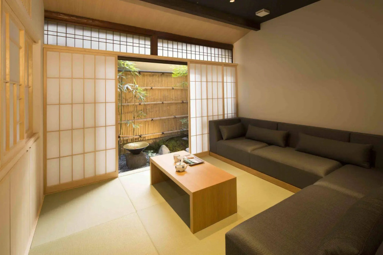 RESISTAY Gion Shijo