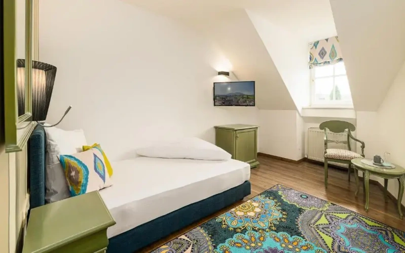 Single room