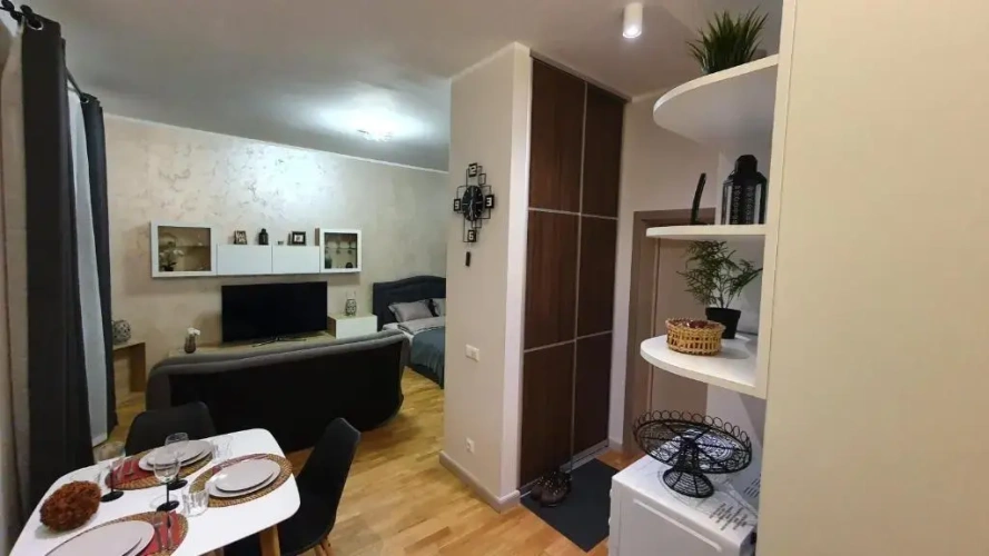 1 Bedroom Double Apartment