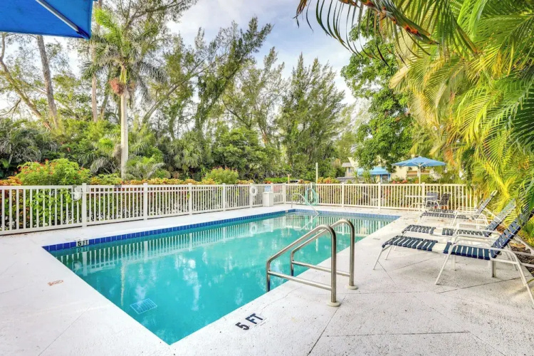Longboat Key Vacation Rental: Direct Beach Access!