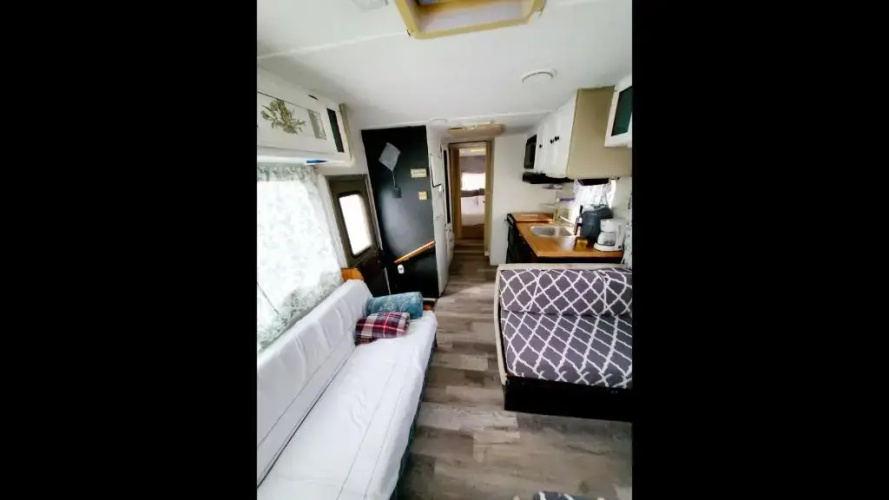 34ft Mobile Home Near Yale U