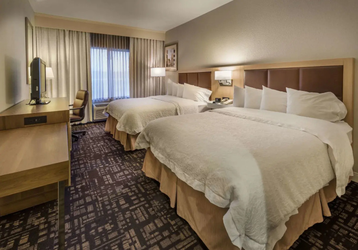 Hampton Inn & Suites Reno