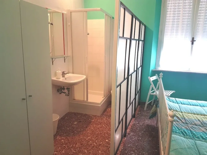Standard Quadruple room with city view