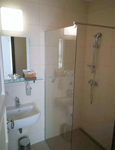 1 Bedroom Premium Suite with balcony and with sea view