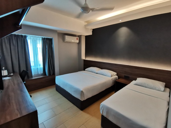 Triple Suite
