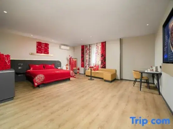 Standard Double Suite