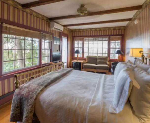 Snug Cottage