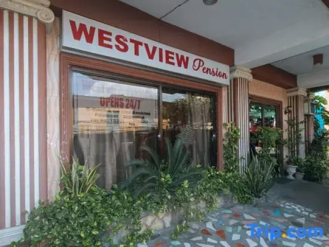 Westview Pension by RedDoorz
