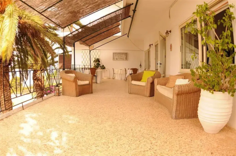 Hotel Akrotiri