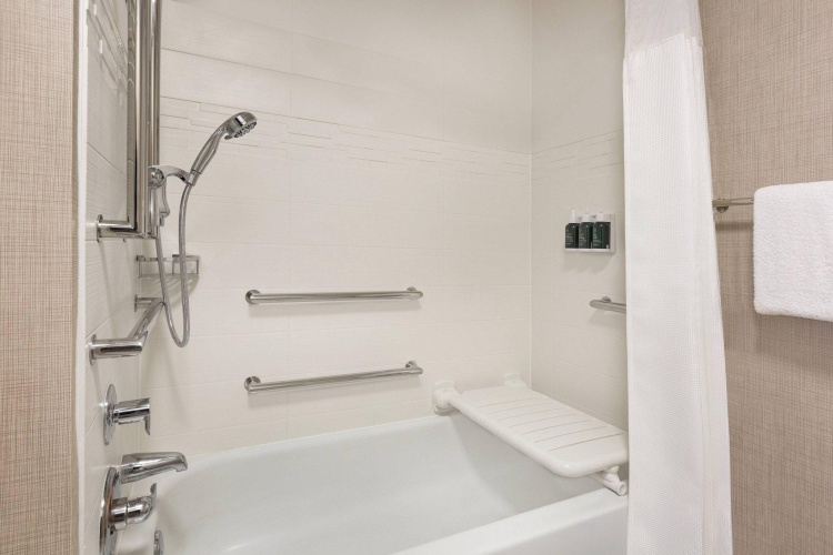 2 Bedrooms Suite