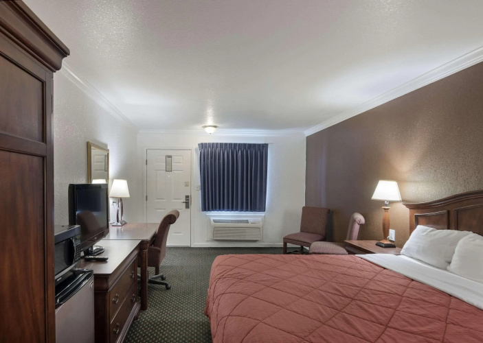 Rodeway Inn
