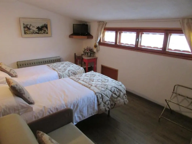 Standard Family room