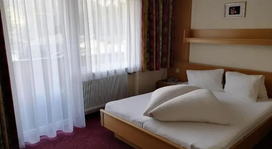 Apart Hotel Ideal