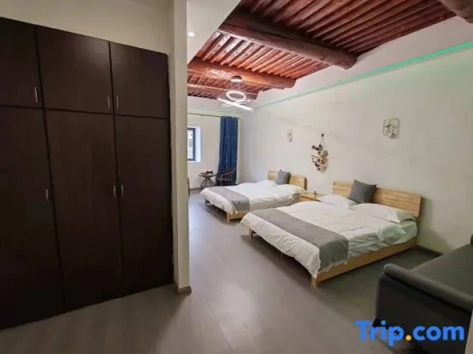 Deluxe Twin room with view