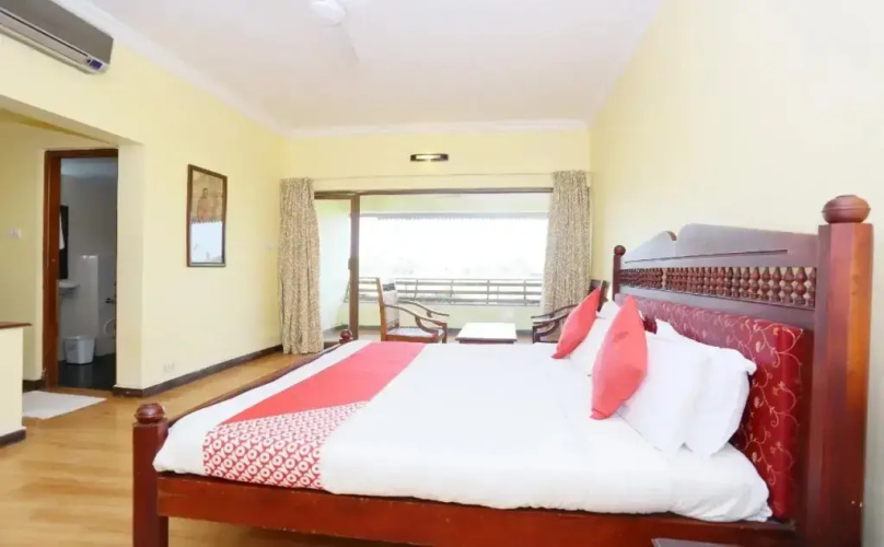Manor Backwater Resort