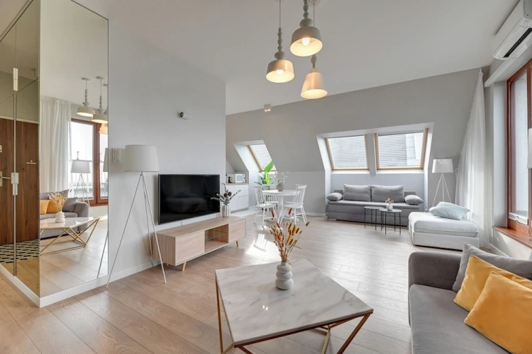 Family Apartment with balcony and with city view