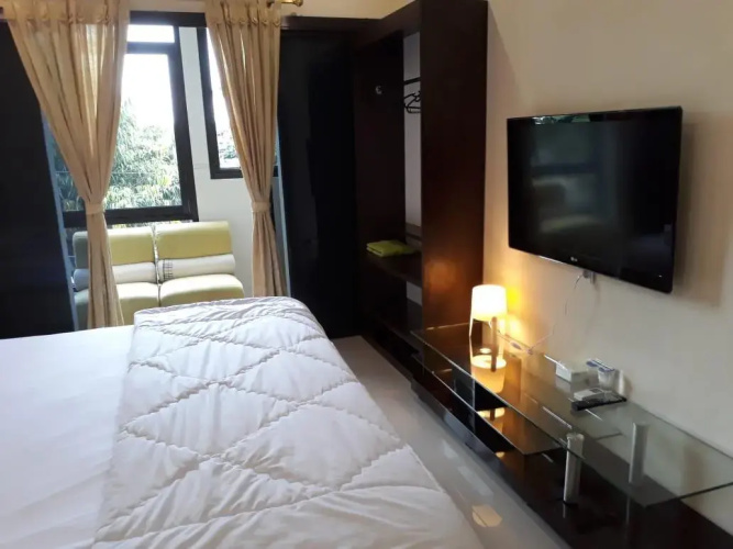 Halona residence