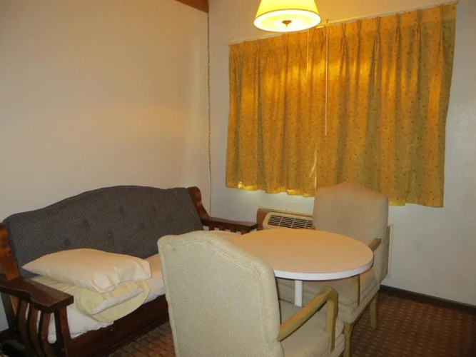 Bridgman Inn