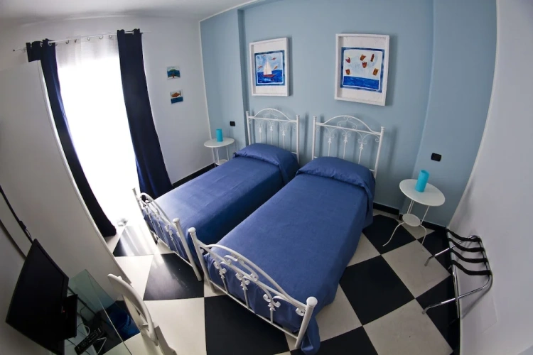 Classic Twin room