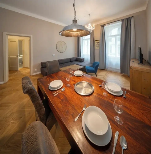 1 Bedroom Apartment