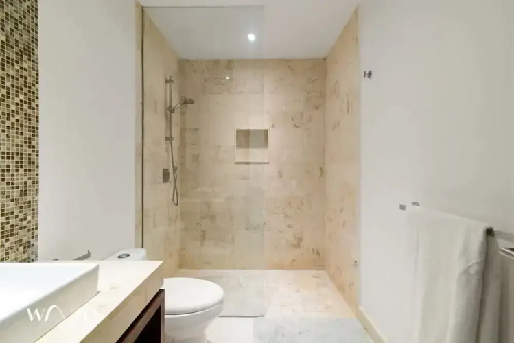 2 Br Luminous and Spacious Pool View Apt