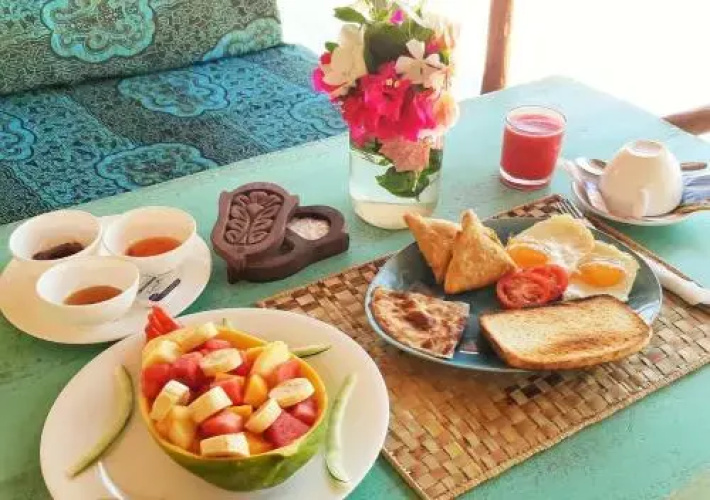 Jaribu Beach Hotel