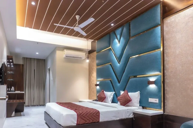 Premium Double Club room
