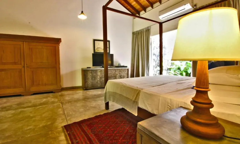 Villa Saffron Hikkaduwa