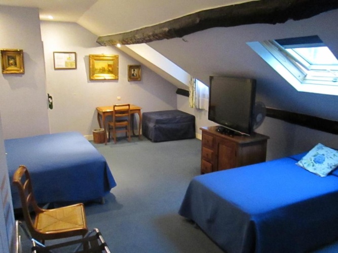 Standard Quadruple room
