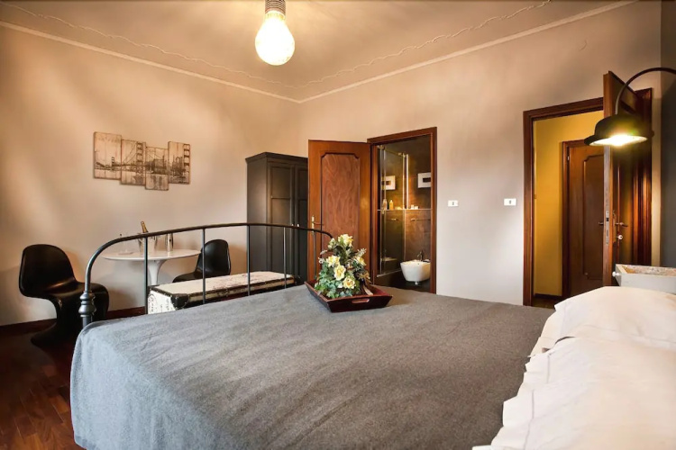Aurelia Rooms&Luxury office