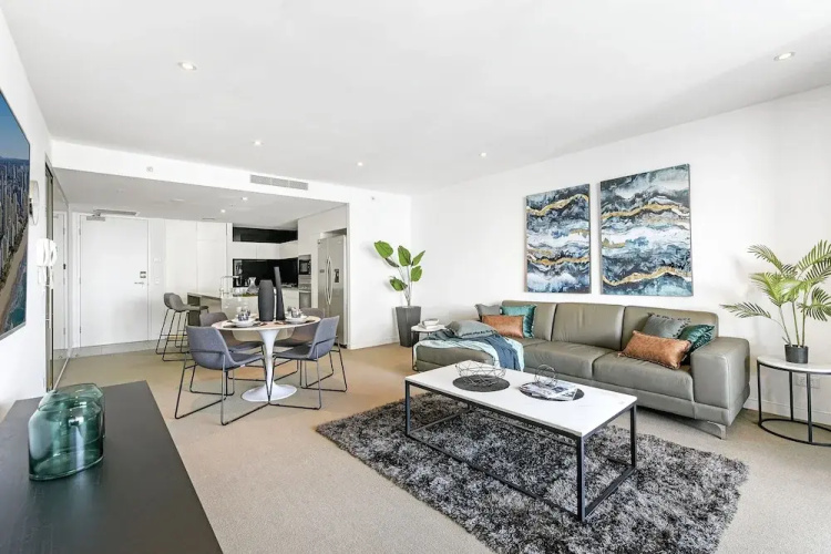 Oracle Broadbeach Apartments