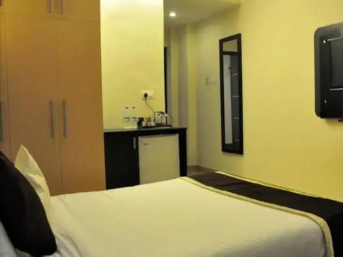 York Inn Lucknow
