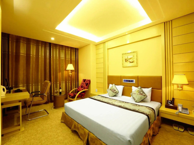 Holiday One Hotel