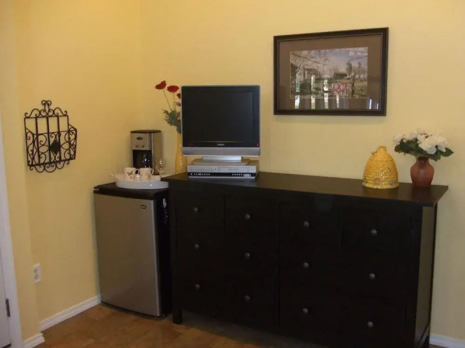 Honey Farm Bed & Breakfast