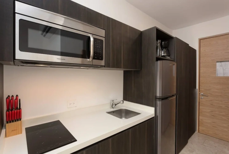 1 Bedroom Apartment with balcony