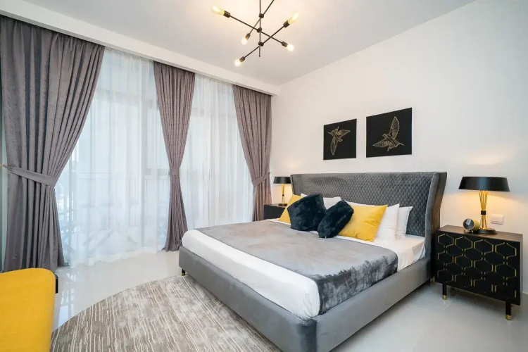 Luxurious 1BR in Downtown