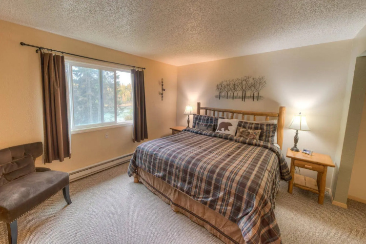 Kenai River Lodge