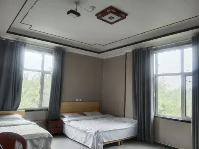Pingyi Xinmeng Hotel