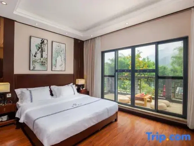 3 Bedrooms Premier Suite
