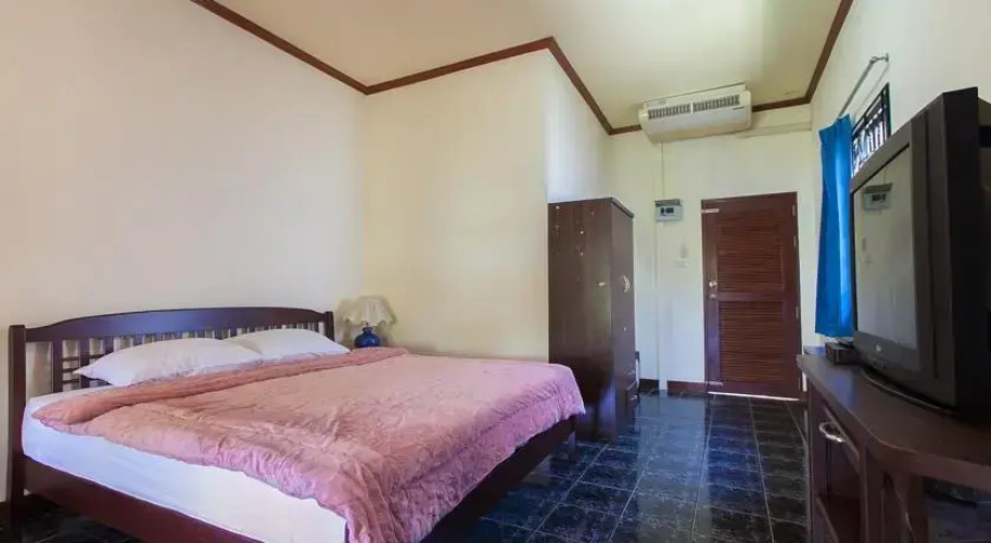Baan Boonsom Guesthouse