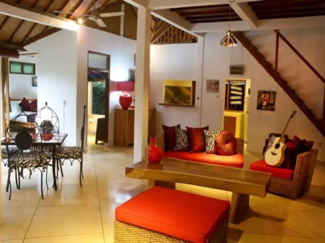 Villa Rhonda