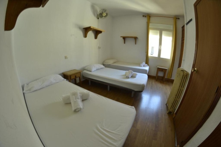 Triple room