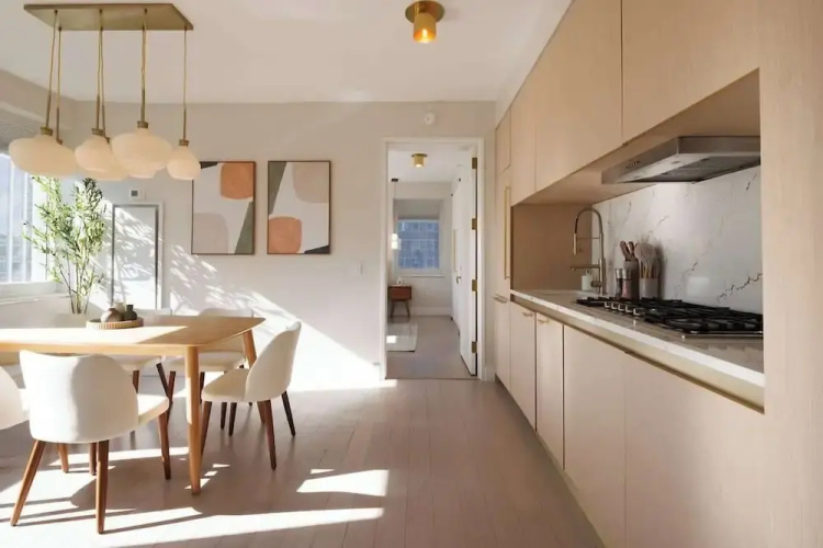 Exclusive Midtown Luxury Step From Times Square!