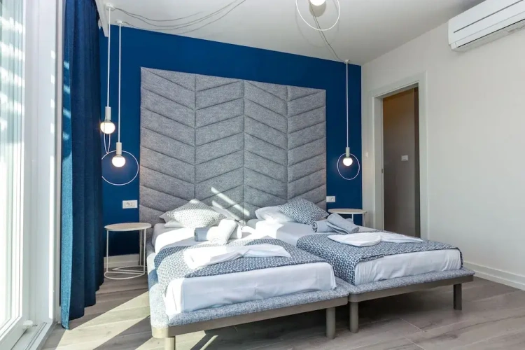 4 Bedrooms Villa with sea view