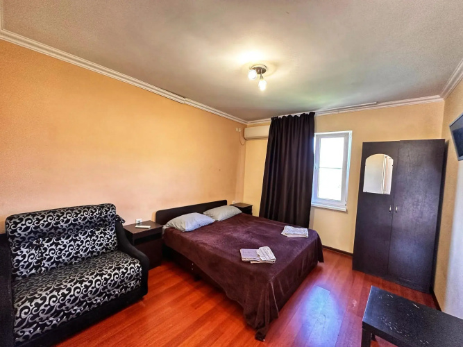 Guest house Leon