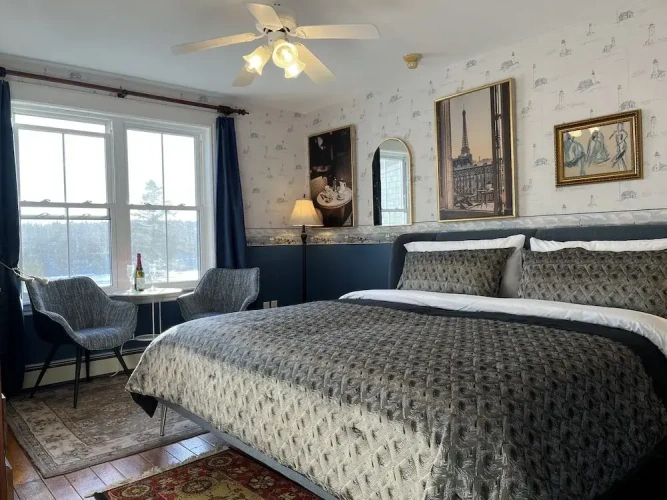 Standard Double room with lake view