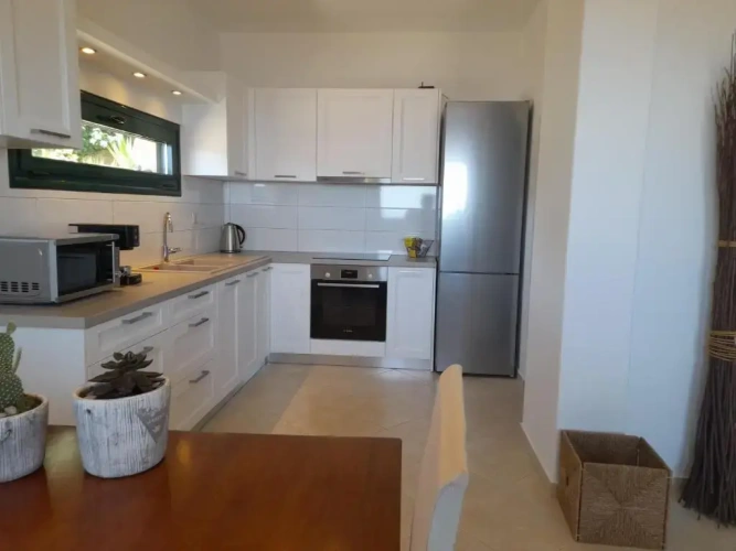 2 Bedrooms Villa