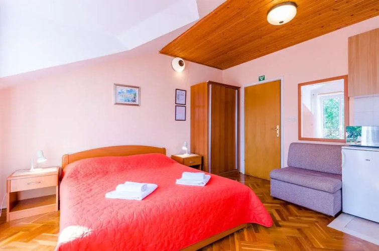 Apartments Mali Paradiso